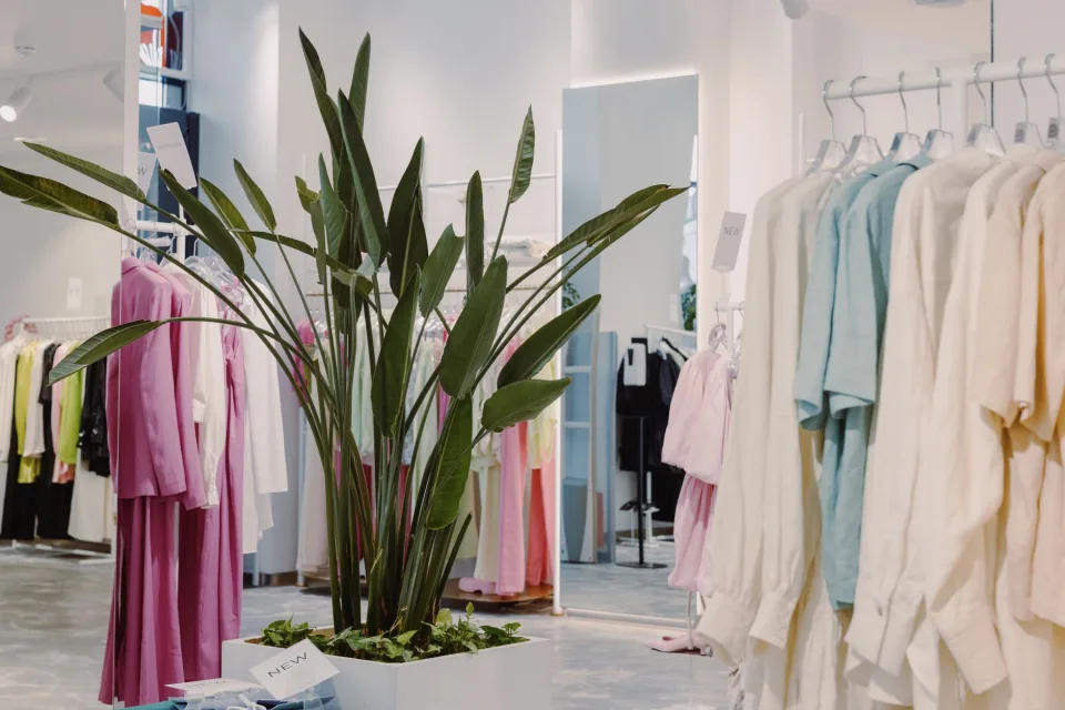 Góc máy may tại Shop Việt Trinh